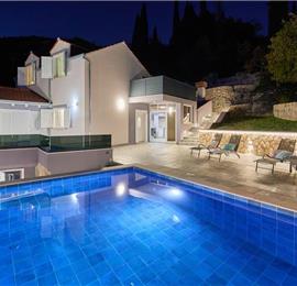 4 Bedroom Villa with pool and terrace near Dubrovnik, Sleeps 8